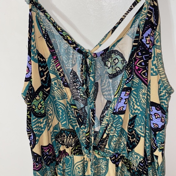 Romper - Picture 2 of 3